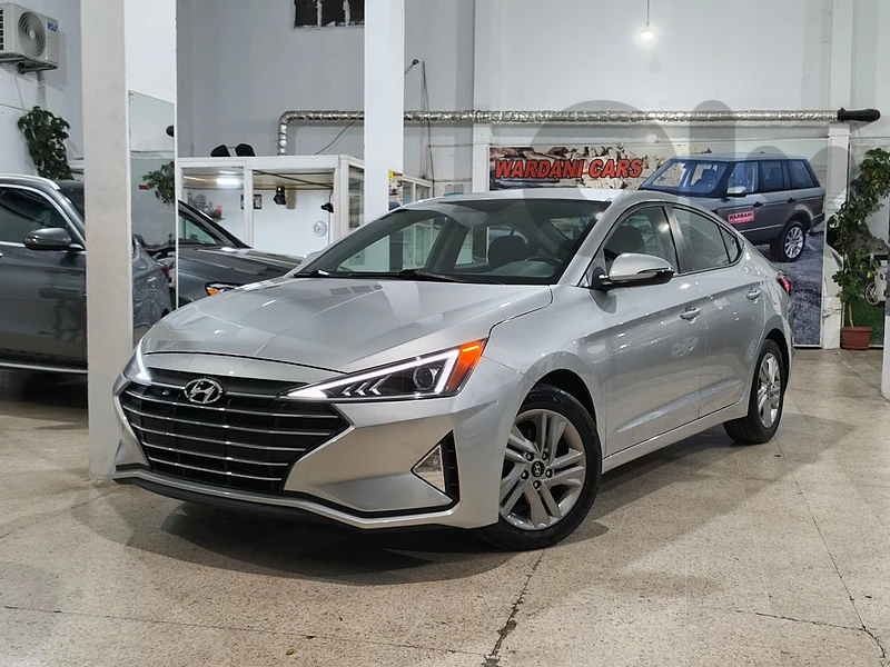 2020 HYUNDAI ELANTRA SEL (LOW MILEAGE)