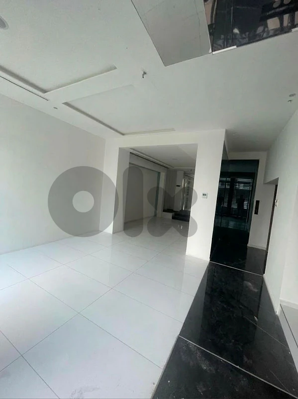 Shop for Rent in Hazmieh.