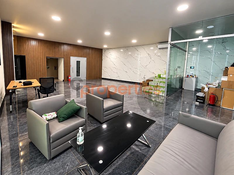 Warehouse for Rent in jal el Dib - CPFY399 مستودع للإيجار في جل الديب