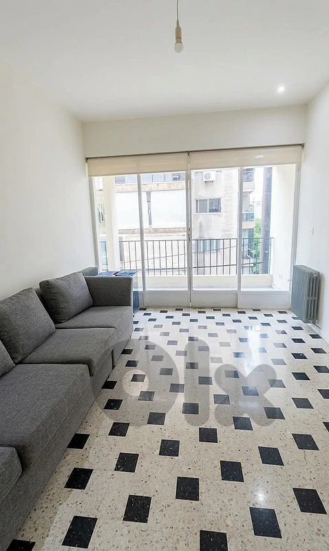 210 sqm Apartment for Sale in Sioufi, Achrafieh – 3 Bed, balcony