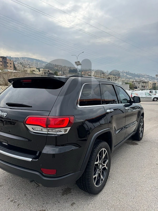 Jeep Cherokee 2020 laredo