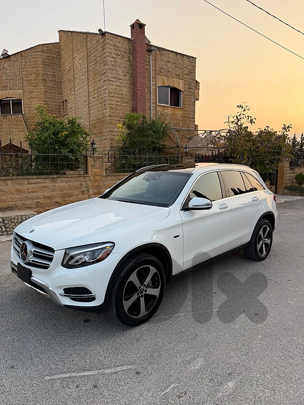 Mercedes-Benz GLC-Class 2018