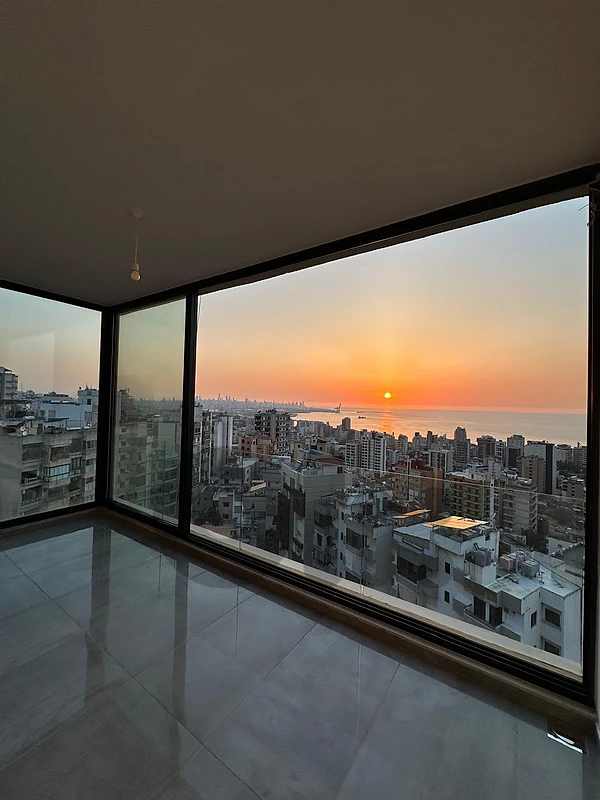 Jal El Dib - Exceptional Apartment with Stunning City & Sea Views