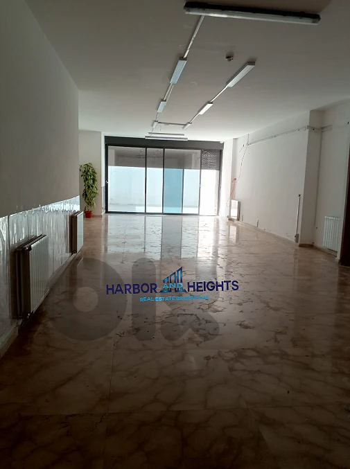 Office for Rent in Hazmieh - مكتب للإيجار في الحازمية