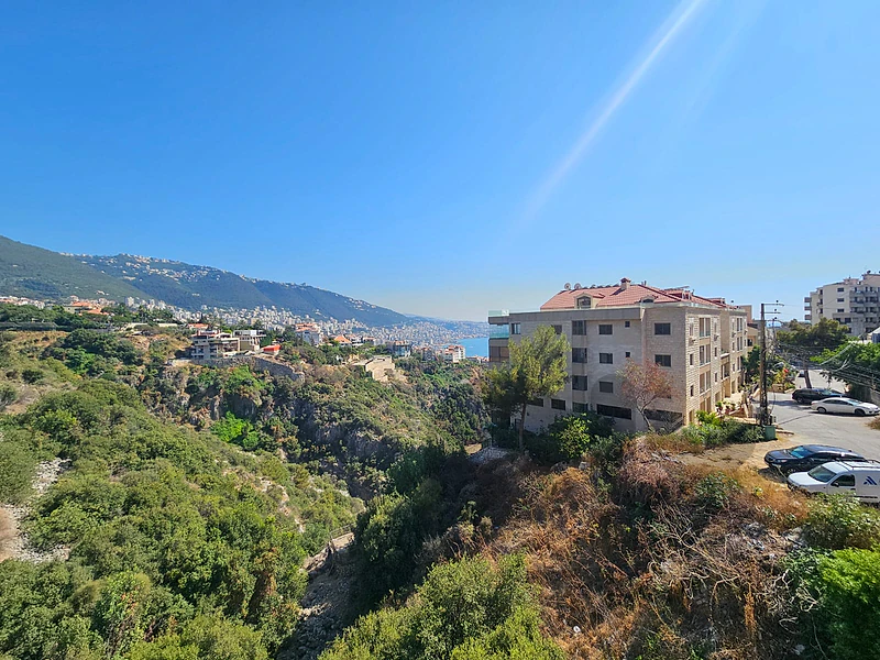 Apartment for Sale in Adma – Partial Sea View – 3 Bedrooms – $320,000