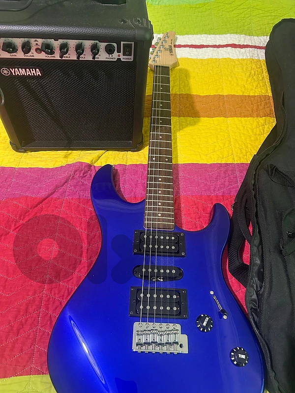 yamaha electric guitar bundle with amplifier