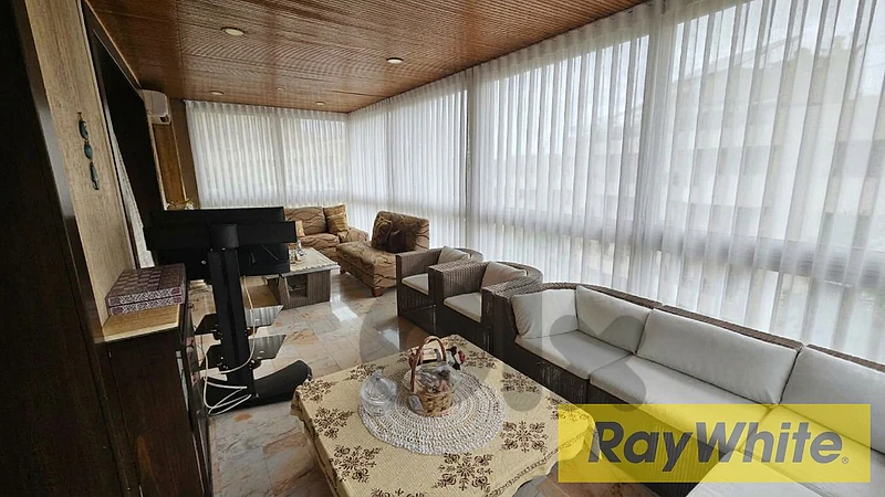 Apartment for sale in Hazmieh Mar Taklaشقة للبيع في الحازمية - مار تقل