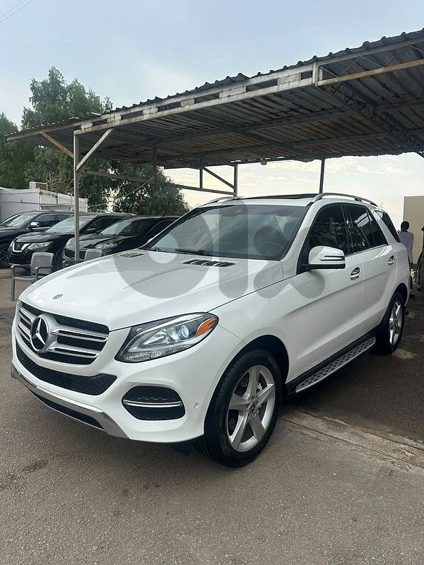 GLE 350 4 MATIC 2018 FULL LEEDS 5 CAMIRA AJNABI EXTRA CLEAN