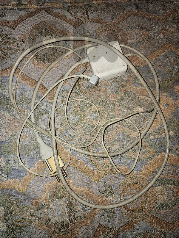 Macbook Charger Macbook Charger