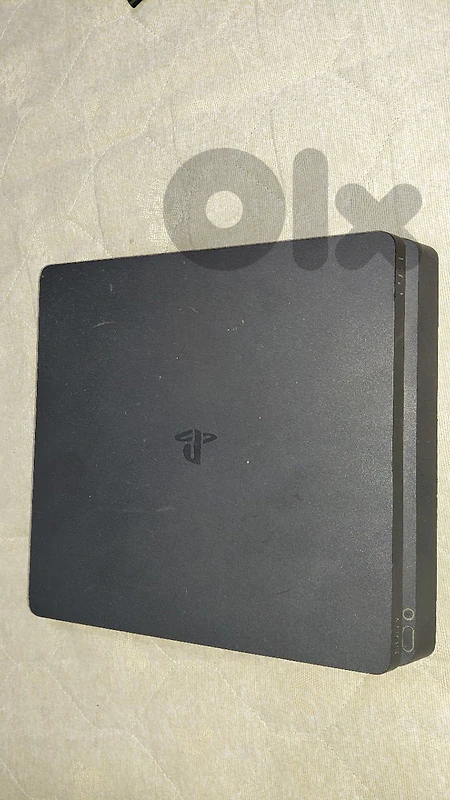 (playstation 4)ps4 slim