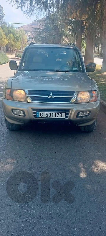 Mitsubishi Pajero 2002