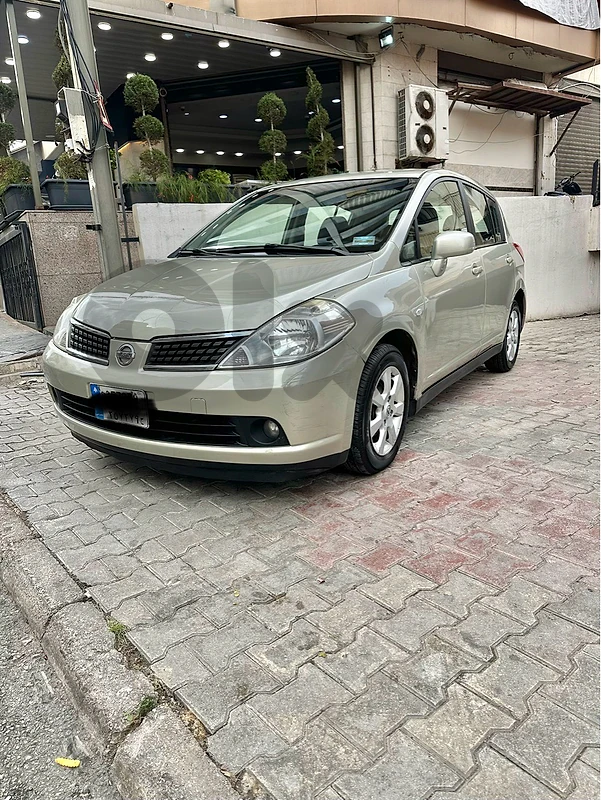 nissan tiida type 2 model 2008