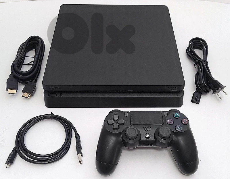 PS4 Slim 1000GB (1TB) معدلة مع 20 لعبة