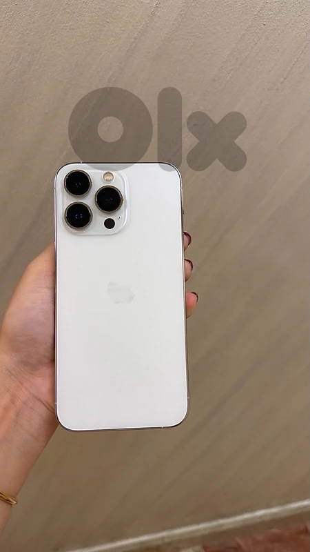 iPhone 13 Pro 256GB Silver – Excellent Condition, Zero Scratches!