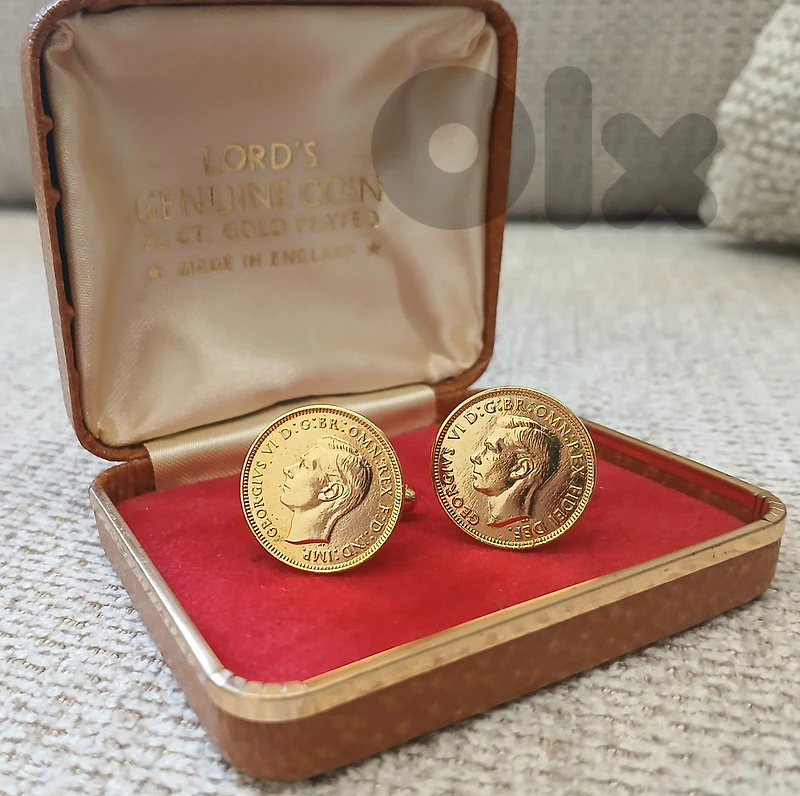 vintage gold plated 22 CT shirt button
made in england since 1960
قديم