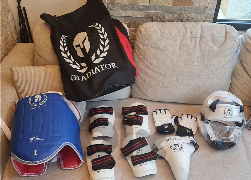 Taekwondo protection and uniform