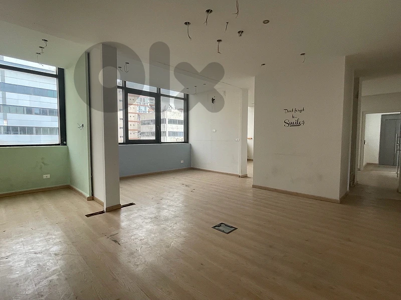 Office 200 Sqm for rent Sin Elfil مكتب للإيجار سن الفيل