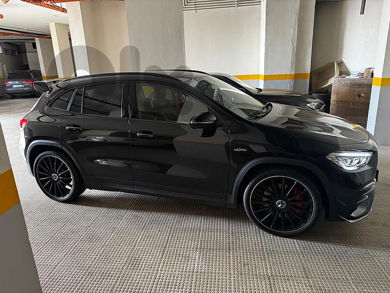 Mercedes GLA 35