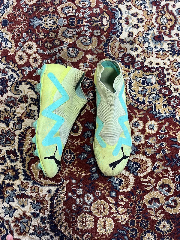 original puma football shoes