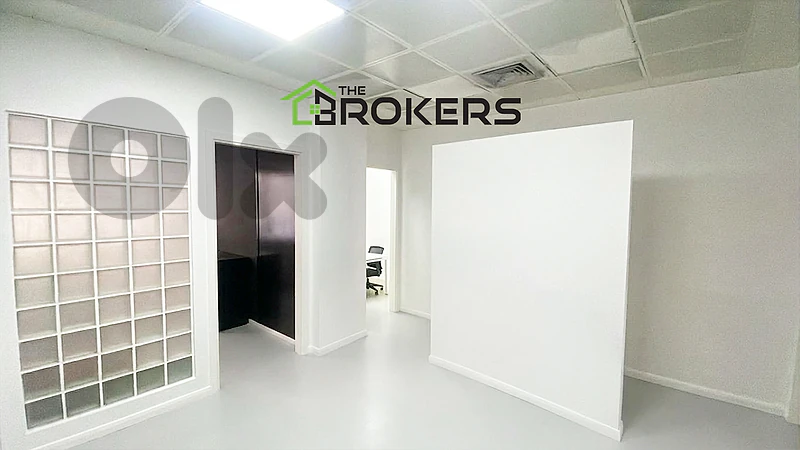 Office for Rent in Ain Al Mraiseh مكتب للايجار في عين المريسة
