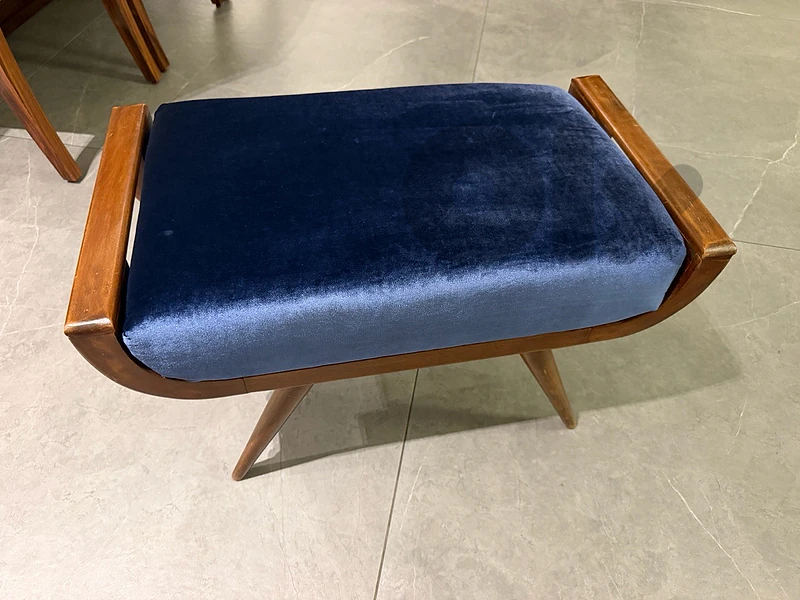 bench antique