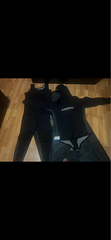 diving suit