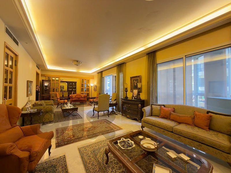 Apartment For Sale In Rawchi شقة للبيع في الروشة