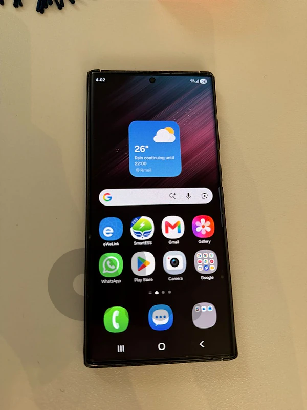 samsung S22 Exellent condition