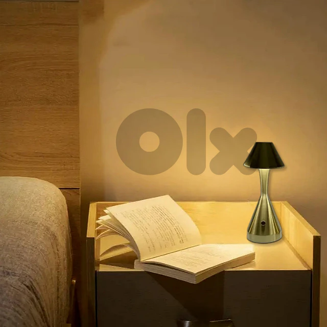 Conical Table Lamp in Stylish Bronze with Dimmable Brightness