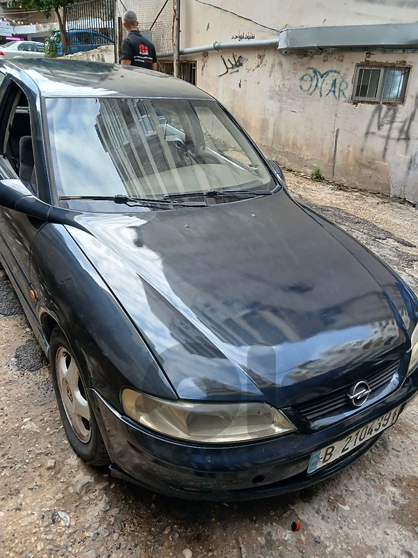 أوبل فيكترا 2000 b