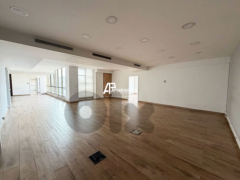 Office For Rent In Gemmayze - مكتب للأجار في الجميزة Office For Rent In Gemmayze - مكتب للأجار في الجميزة