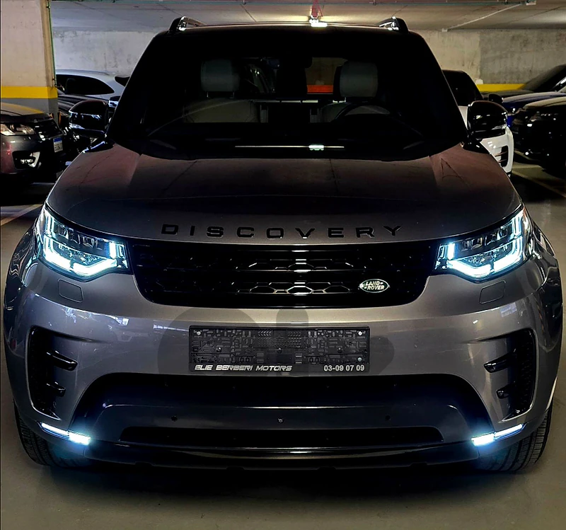 Discovery HSE Premium 2018 Clean carfax Ajnabe Discovery HSE Premium 2018 Clean carfax Ajnabe