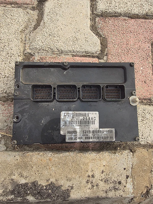 pcm ecu jeep grand cherokee hemi v8 2008