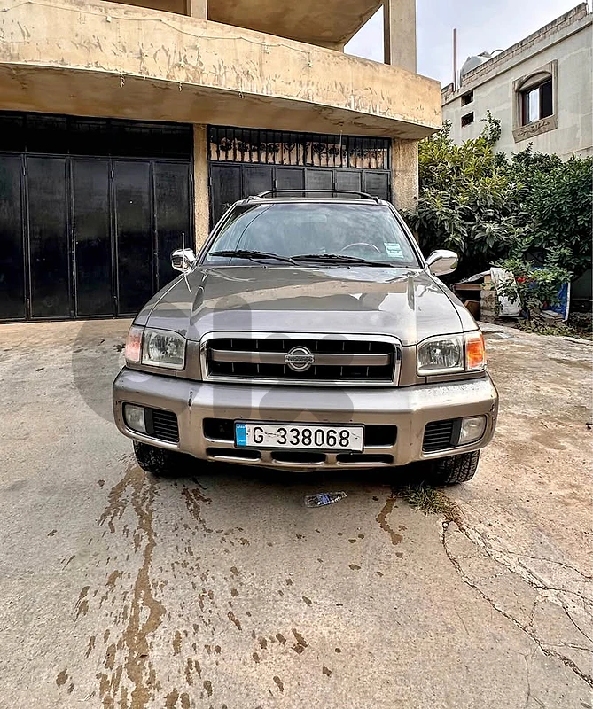 Nissan pathfinder 2001