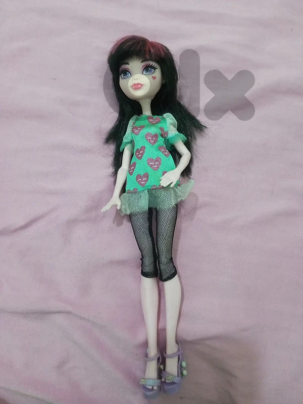 monster high draculaura