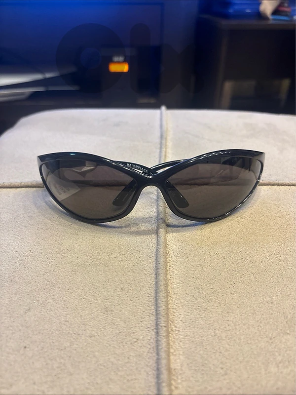 balenciaga glasses brand new