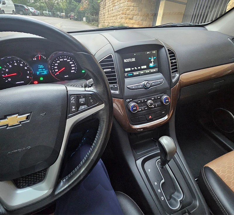 Chevrolet Captiva 2016 AWD - 7 seaters Chevrolet Captiva 2016 AWD - 7 seaters