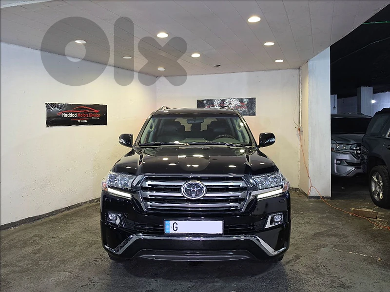 2018 Toyota Land Cruiser GX-R V6 71000 Km Company Source & Maintenance