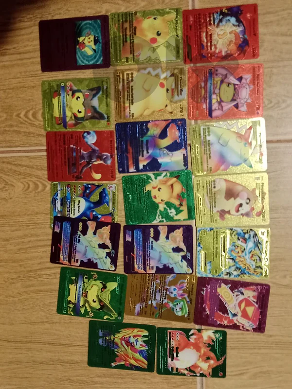 Pokémon cards ( in good condition )