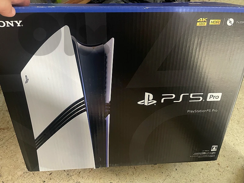 Ps5 pro 2tb open box used 2 times