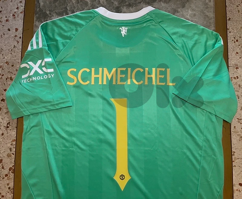 manchester united home goalkeeper schmeichel 1 jersey