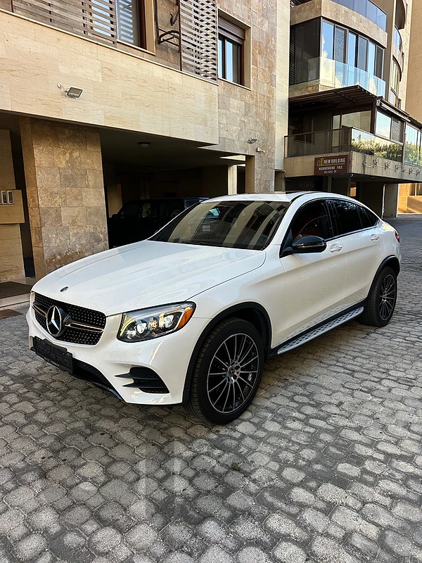Mercedes GLC 300 coupe AMG-line 4matic NP 2018 white on black & red