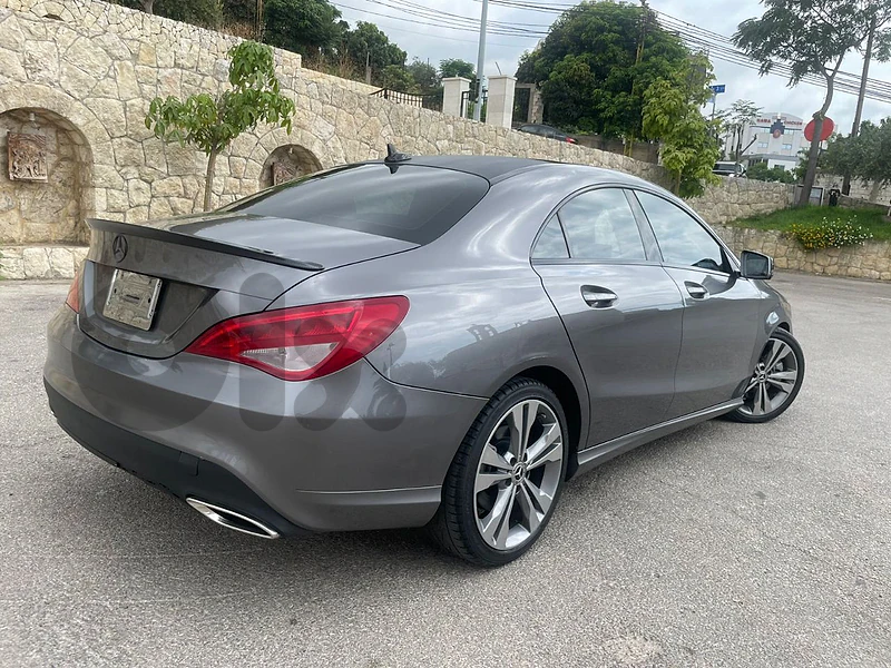 Mercedes-Benz C-Class 2018 cla 250