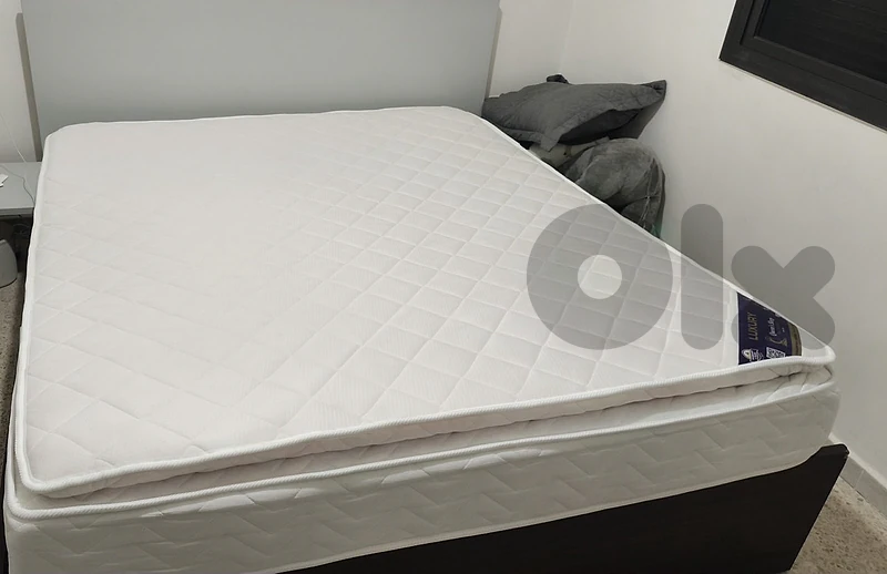 Matress queen sleep