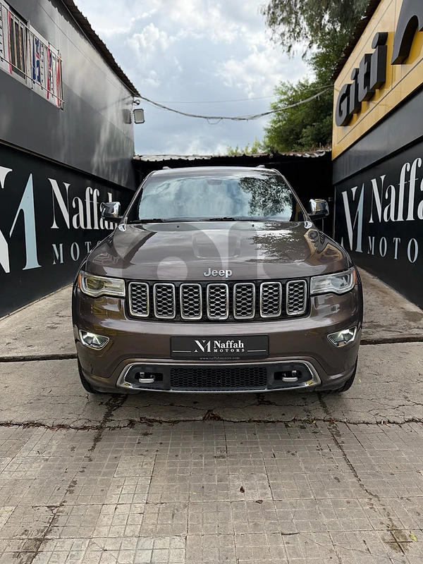 Jeep Cherokee V6 Overland 2017 No Accidents,Like New! Jeep Cherokee V6 Overland 2017 No Accidents,Like New!