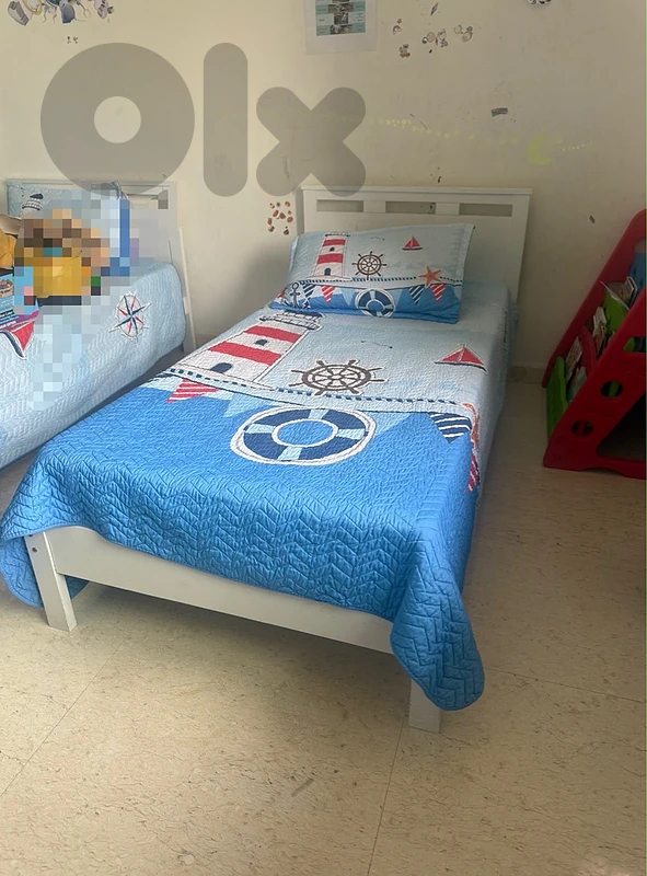 2 kids bed
