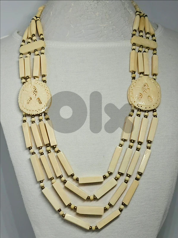 50$ ​Vintage Multi-Strand Carved Bone Necklace with Carved Medallions