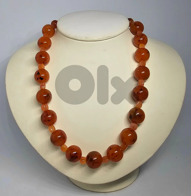 25$ ​Antique Cherry Amber Resin Statement Necklace