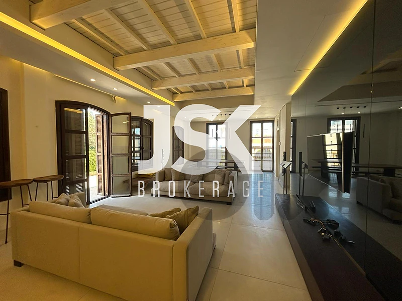 L19517 Furnished Apartment with Sea View For Rent in Down Town