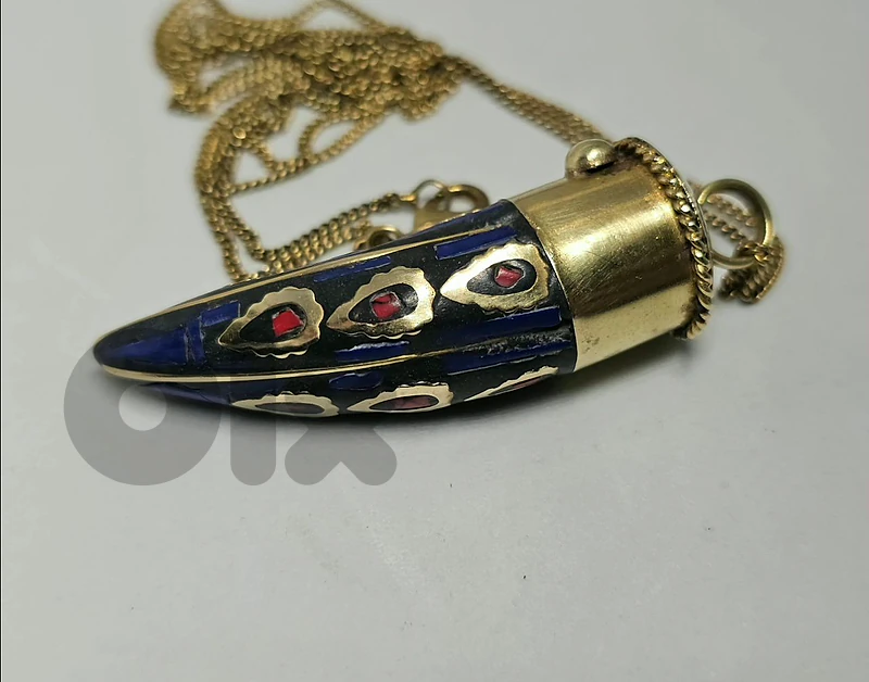 15$ Vintage Tibetan Lapis & Coral Horn Pendant Necklace